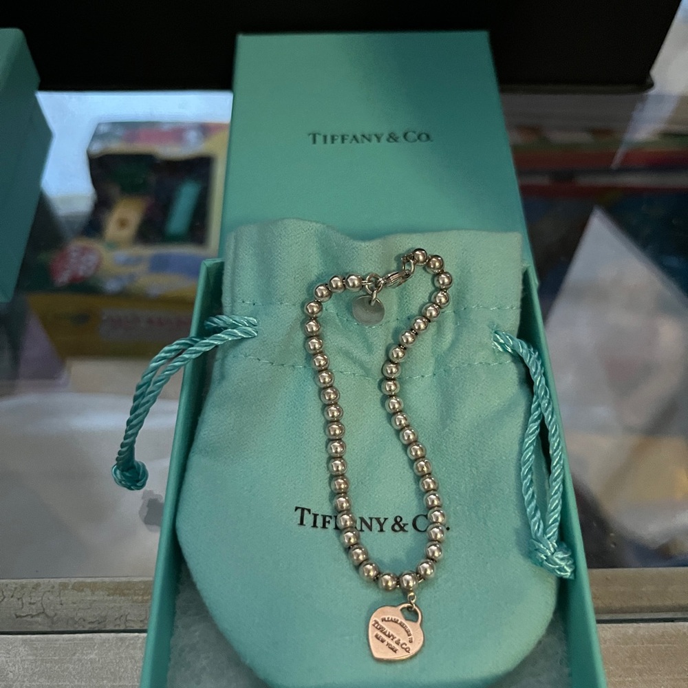 Tiffany & Co. Return To Tiffany Silver Bead Bracelet with Rubedo Heart Charm